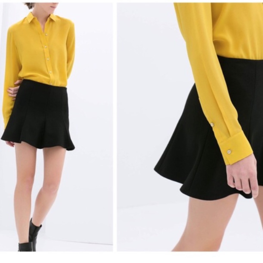 Like NEW Zara black pleated skirt, S
